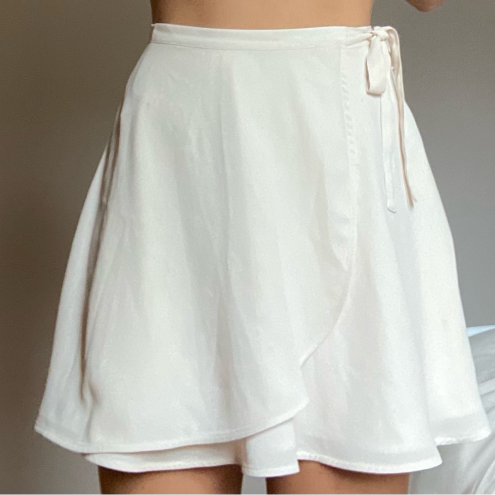 Aritzia Sunday Best Ariel Skirt